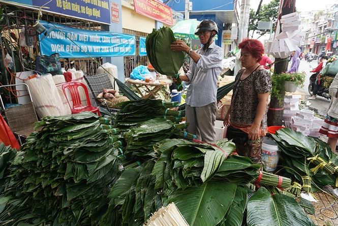 120000 dong mot bo la dong ban via he sai gon