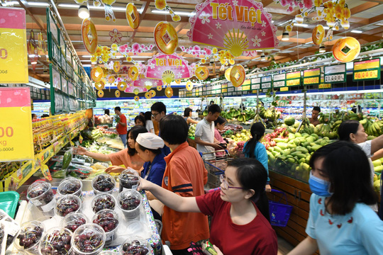 thi truong 27 tet noi chat kin cho vang hoe