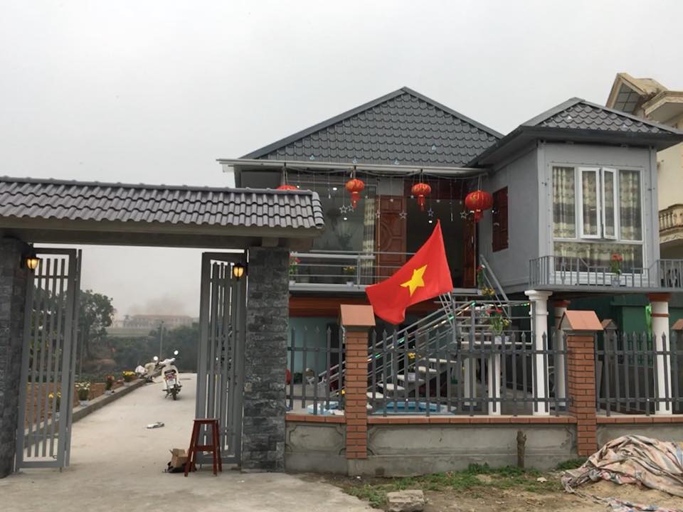 ngoi nha doc di la o hai duong dung tu 2 thung container chi phi chi 500 trieu dong
