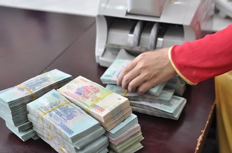 vu khach mat 245 ty dong ngan hang cho phan quyet cua toa lieu co thoa dang