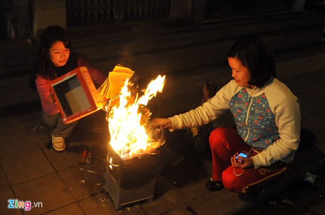 nhung cong ty nao dang hai ra tien nho vang ma