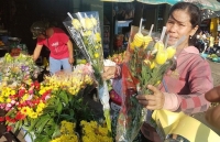ram thang gieng hang quan vay rap den chua tieu thuong kiem tien trieu moi ngay