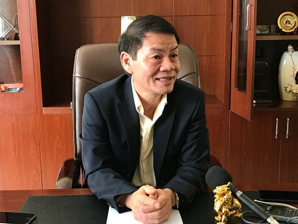 Forbes nói gì về hai tỷ phú USD Trần Bá Dương và Trần Đình Long ? forbes noi gi ve hai ty phu usd tran ba duong va tran dinh long