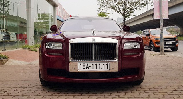 Rao bán Roll-Royce Ghost biển ngũ quý 1 giá hơn 11 tỷ rao ban roll royce ghost bien ngu quy 1 gia hon 11 ty