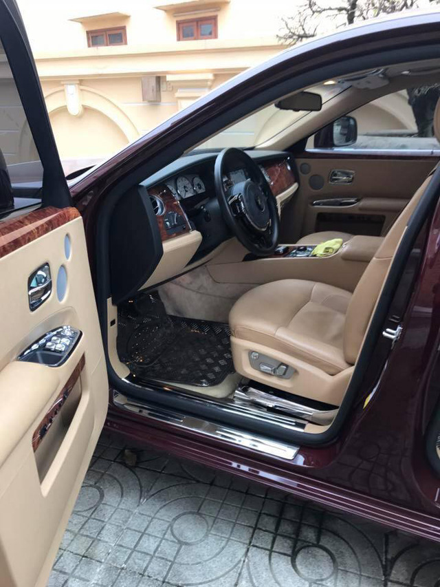 Rao bán Roll-Royce Ghost biển ngũ quý 1 giá hơn 11 tỷ rao ban roll royce ghost bien ngu quy 1 gia hon 11 ty
