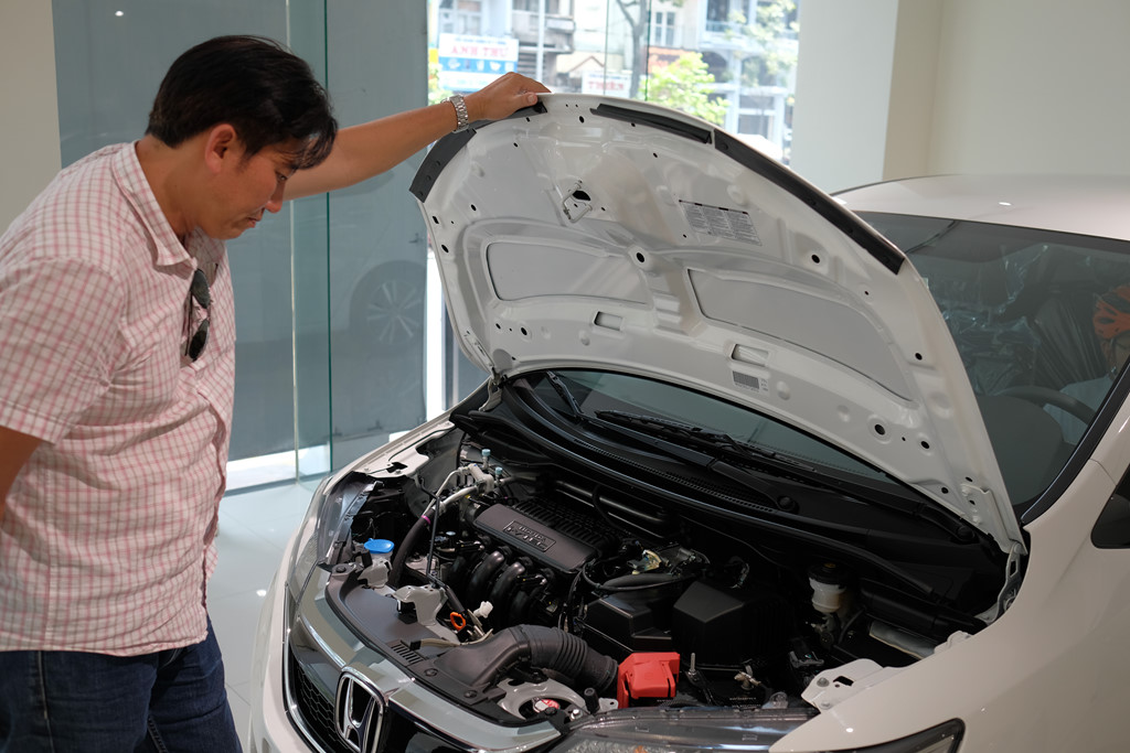 honda cr v huong thue nhap khau 0 ve dai ly giao xe som 1 thang