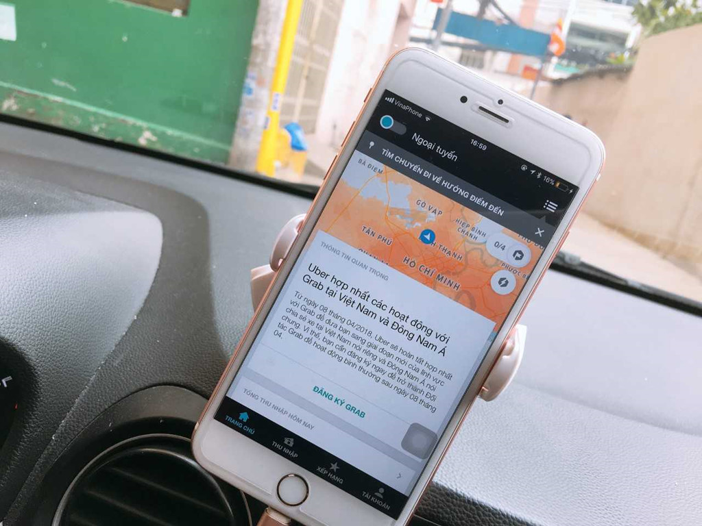 uber de lai gi sau 4 nam gia nhap thi truong va bat ngo roi viet nam