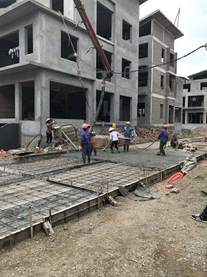 giua thu do 26 biet thu khung khong phep van thi cong nhon nhip