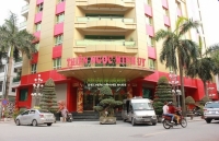 cong ty da cap ma va lop hoc lam doanh nhan thanh dat o san bong bo hoang cong vien