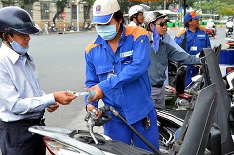 tang kich tran thue moi truong xang dau lanh dao bo tai chinh noi khong bi phan ung