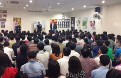 Hơn nửa triệu người Việt vẫn lao vào cơn say máu bán hàng đa cấp