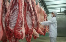 Nghịch lý: Tây ăn khen ngon nhưng lắc đầu không mua