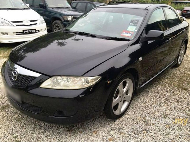 xe sedan cu sang chanh mot thoi duoc ban gia 300 trieu dong