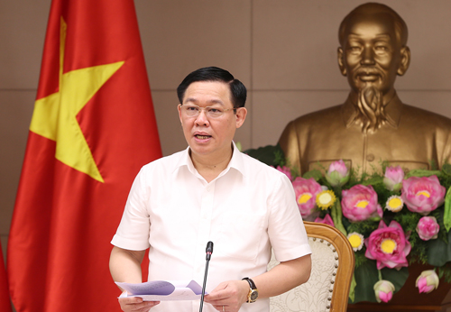 pho thu tuong tang thue co the ngung trich quy binh on de giu gia xang