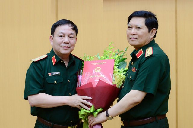 ong le dang dung duoc giao phu trach chu tich kiem tong giam doc tap doan viettel