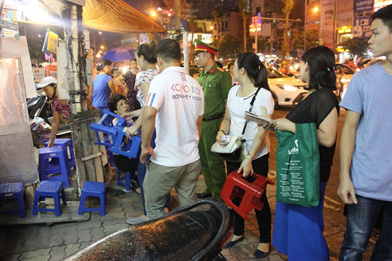 dich vu hot tien mua vu lan o chua phuc khanh