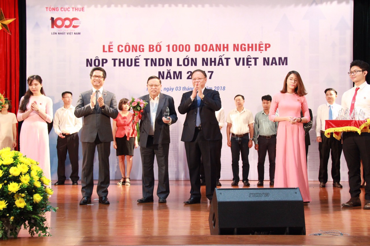 hang hang khong cua nu ty phu lot top nop thue lon nhat viet nam