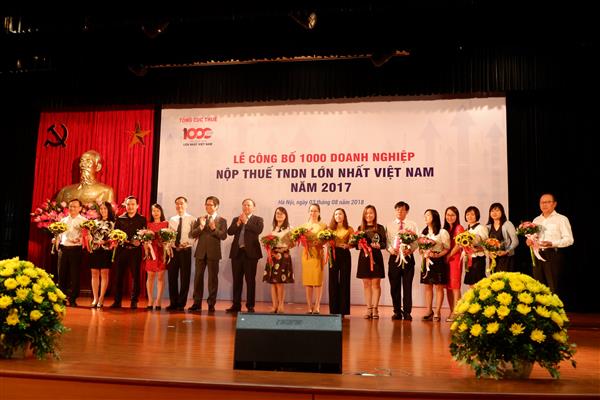ton vinh thien ngoc minh uy tong cuc thue len tieng