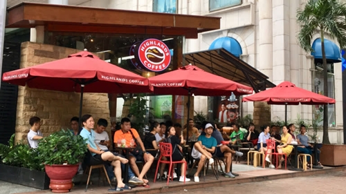 nikkei chuoi ca phe viet tang toc khi doi thu ngoai dung dinh