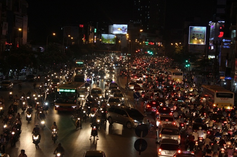 ts nguyen thanh tu cam xe may trong noi do co the thuc hien duoc