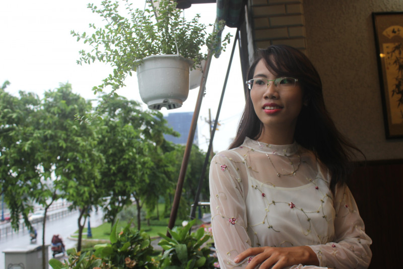 co sinh vien mang tien mua xe may lay von trong nam khoi nghiep