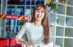 Cổ phiếu 'bứt tốc', CEO giàu nhất nước có ngay hơn 300 tỷ đồng trong sáng nay