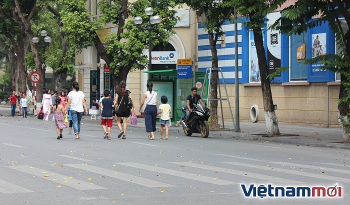 Người nước ngoài vi phạm giao thông ở Việt Nam nguoi nuoc ngoai vi pham giao thong o viet nam