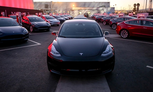 tesla sap xay nha may tai trung quoc