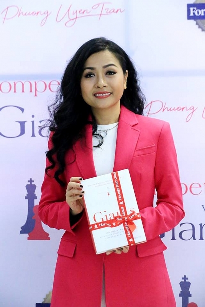 tinh yeu la dong luc giup ba tran uyen phuong cho ra doi cuon sach vuot qua nguoi khong lo