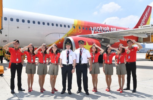 vietjet tang truong 105 doanh thu quy iii ti trong quoc te chiem 50