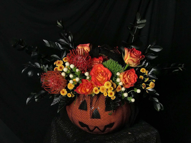 kinh doanh gi kiem tien trieu ngay halloween