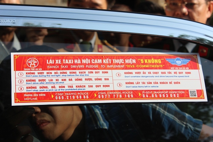 ha noi gan 20 nghin taxi se duoc dan de can 5 khong