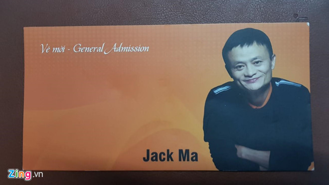 giay moi nghe jack ma noi chuyen o viet nam duoc rao ban tien trieu