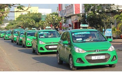 cuoc chien taxi dinh danh ro rang uber grab va quan nhu taxi