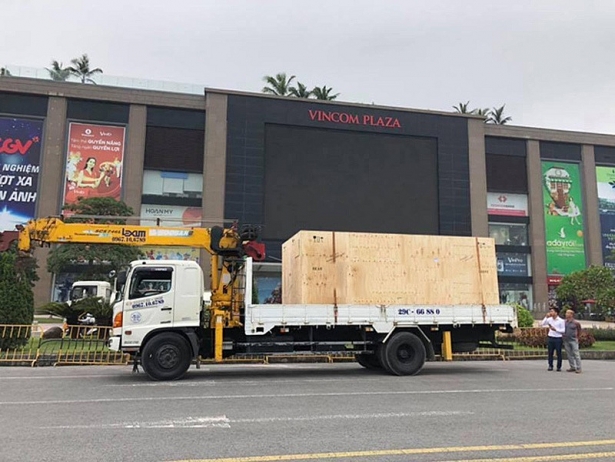 bat ngo xe o to vinfast lux a20 da co mat ha noi
