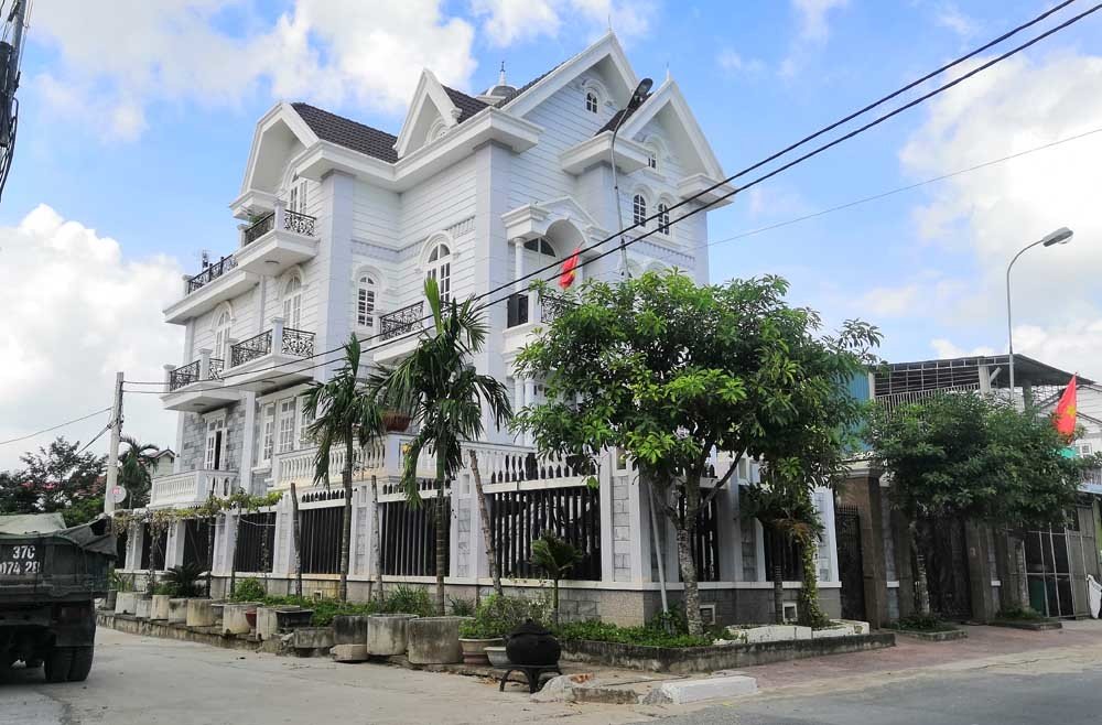 xa 1000 ti phu bac nhat xu nghe biet thu hang ngan o to nhieu vo ke