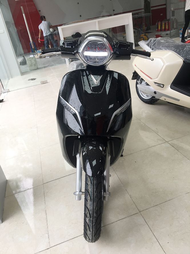 xe may dien vinfast klara da toi dai li o ha noi