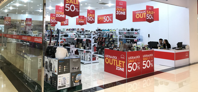 tiet lo cua mot dan kinh doanh quan ao ve ngay black friday