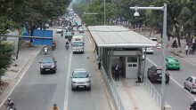 Hà Nội: Cấm xe máy lên cầu vượt Láng Hạ, Lê Văn Lương để thí điểm xe buýt nhanh BRT