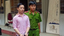 Huynh đệ tương tàn, mẹ già đau xót