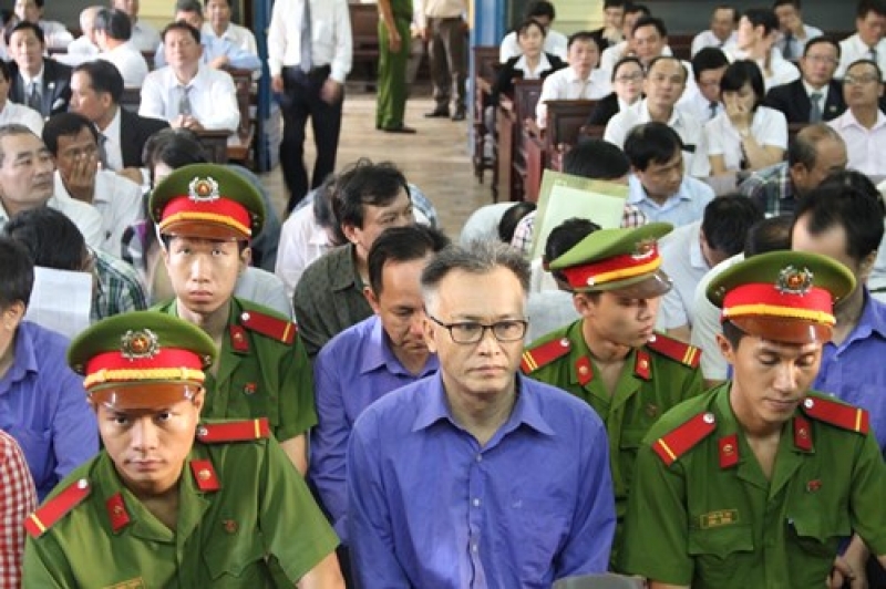 28 can bo hai quan gay that thoat hon 80 ty dong hau toa