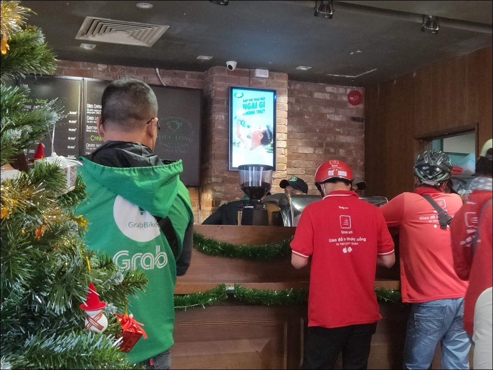 cuoc dua dot tien o mang giao do an tai viet nam
