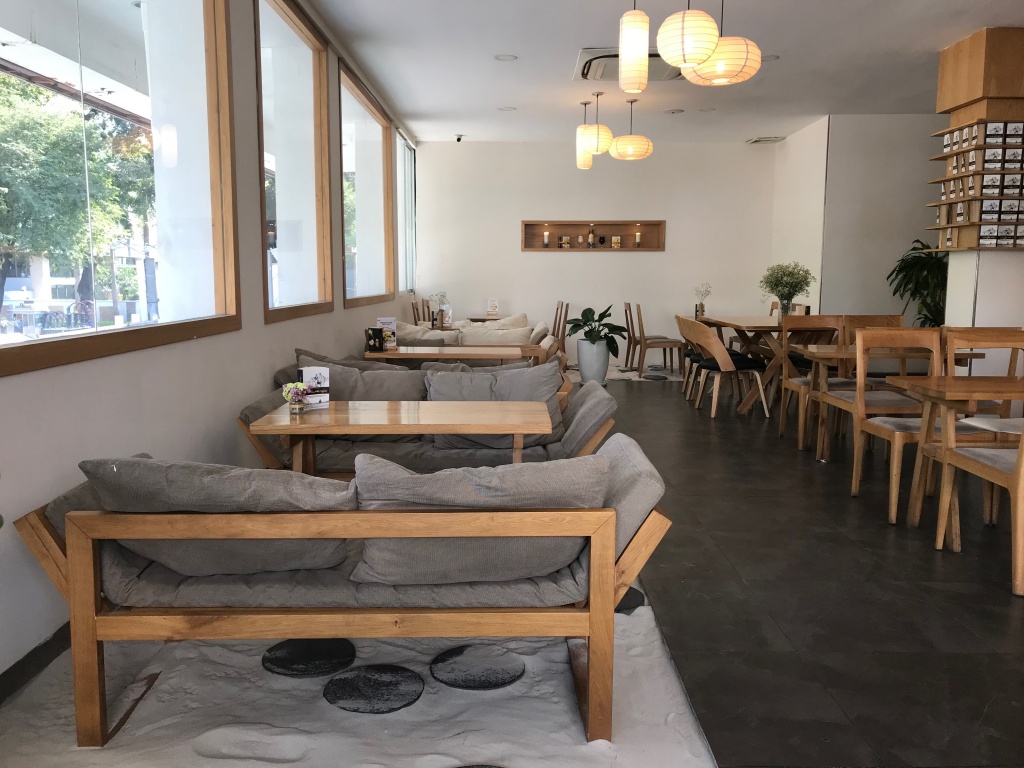 king coffee cua ba diep thao khac gi trung nguyen cua ong dang le nguyen vu