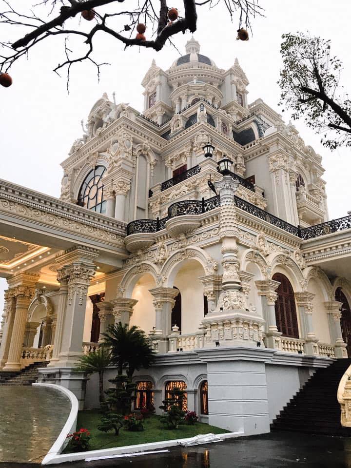 lau dai cua dai gia nam dinh co con gai deo vang triu co ngay cuoi