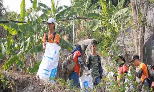 bao rac to gap doi nguoi duoc phuot thu cong xuong nui ba den