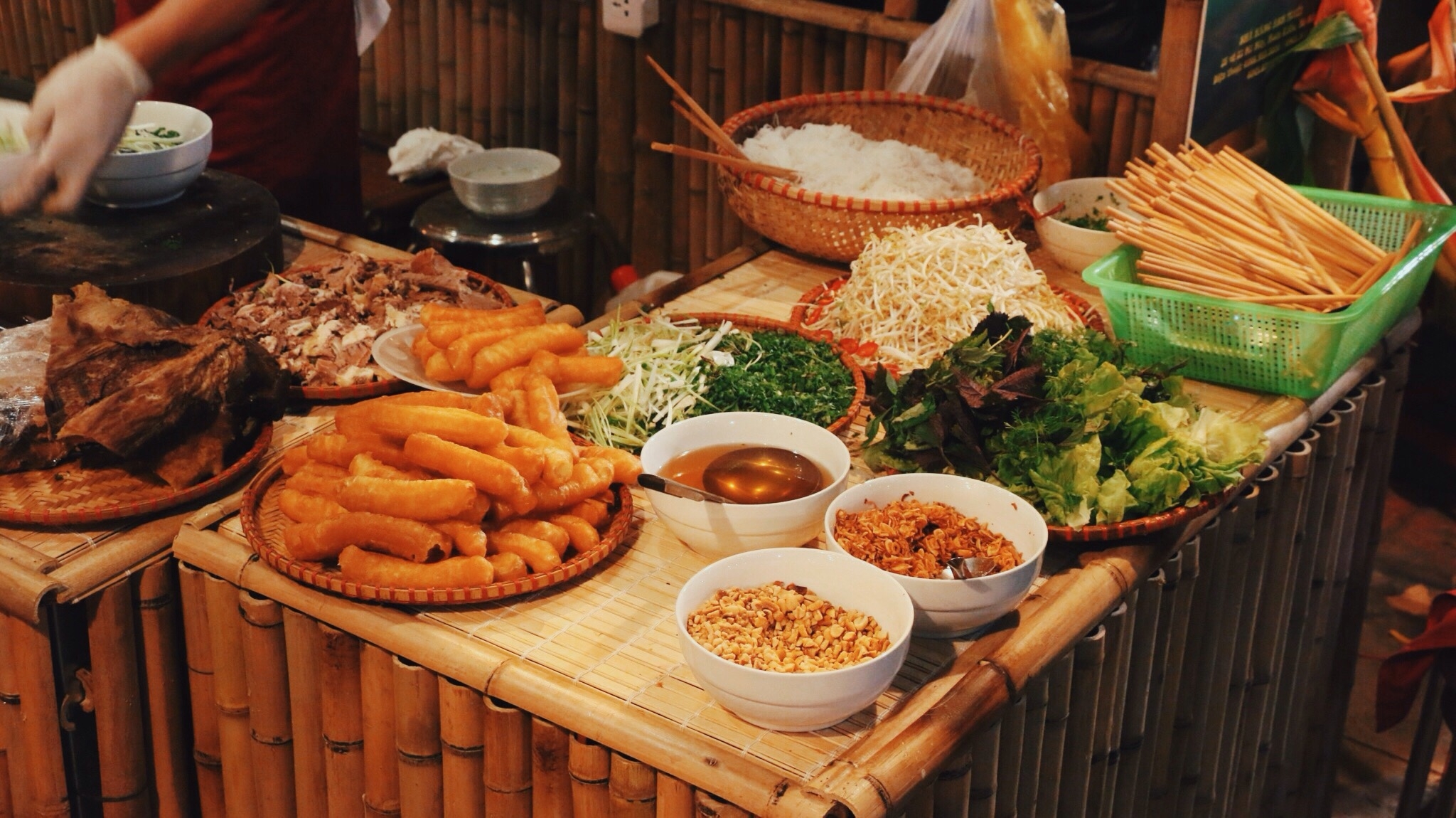 ha noi gioi thieu am thuc nhat ban viet nam