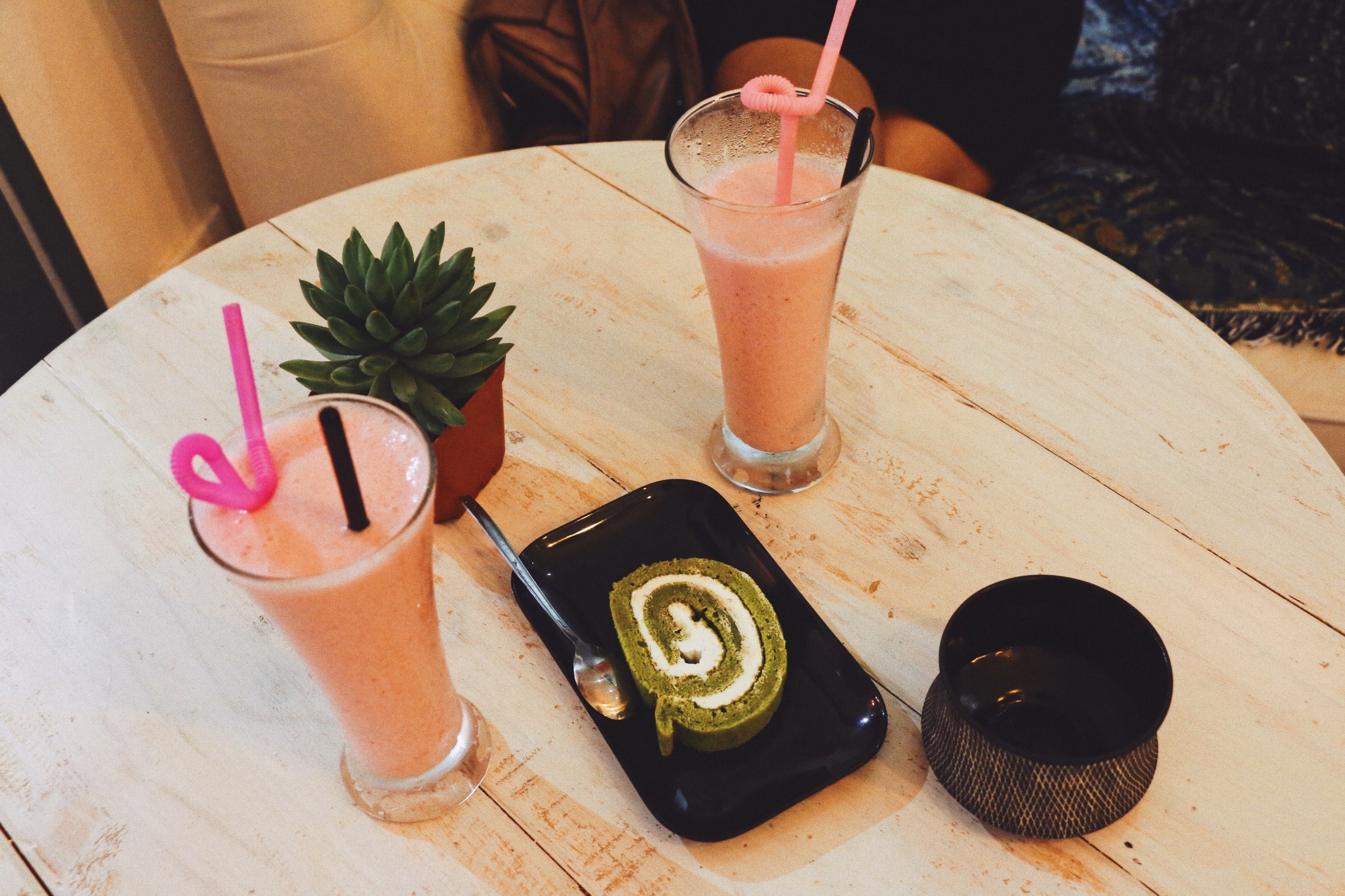 Thêm một điểm quán không thể bỏ lỡ: Auden Coffee phong cách Bohemian trên phố Thái Thịnh lac vao khong gian nghe thuat dam phong cach bohemian ngay tren pho thai thinh