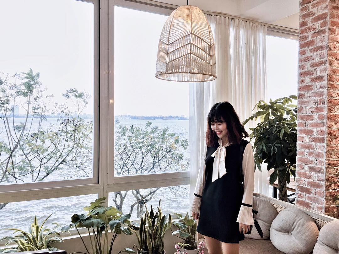 tan huong khong gian thien nhien xanh ngat o 4 quan ca phe giua long ha noi