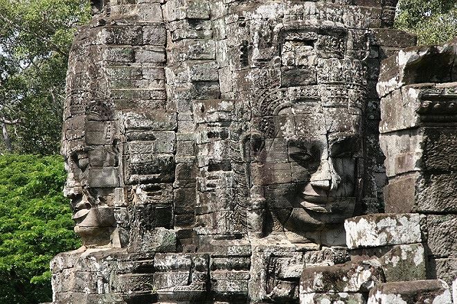 da sa thach khong lo va nhung bi an ve kien truc cua angkor wat