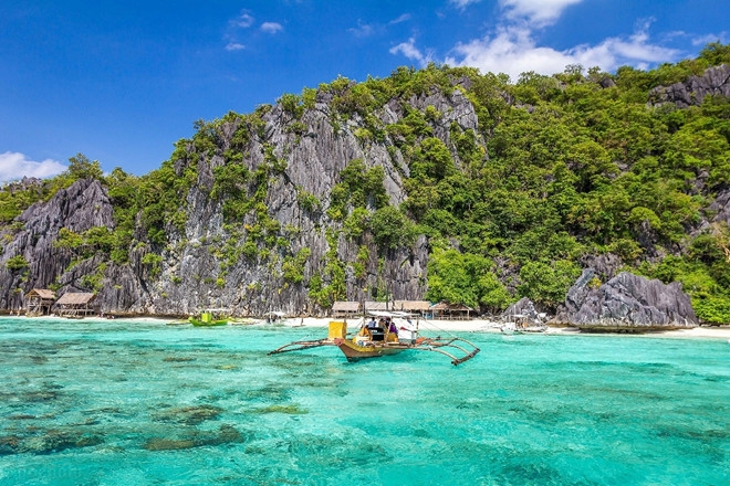 'Thiên đường' biển Boracay trước khi đóng cửa đã từng đẹp và hút du khách như thế nào? thien duong bien boracay truoc khi dong cua da tung dep va hut du khach nhu the nao